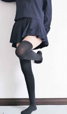 我和闺蜜两口子玩4p_1080免费在线播放