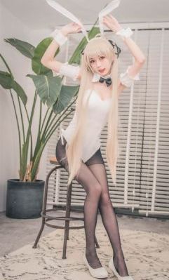 花朵与蛇_720免费高清观看